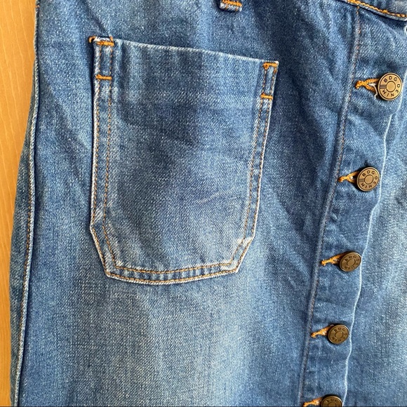 UO BDG • Vintage Style Button Front Denim Skirt - Picture 3 of 9